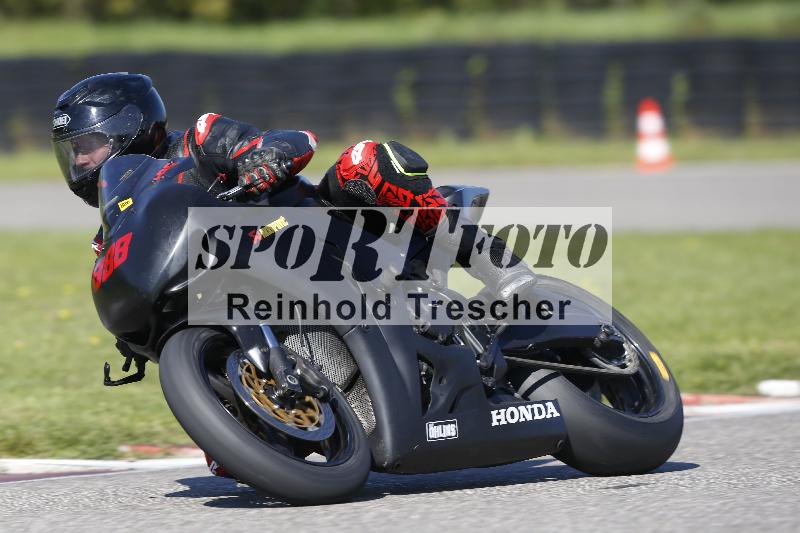 /56 02.10.2025 Speer Racing ADR/Gruppe gelb/888